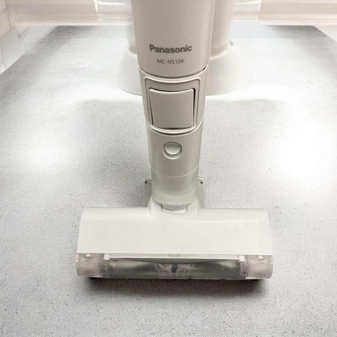 パナソニック　スティッククリーナー　MC-NS10K 2022年式