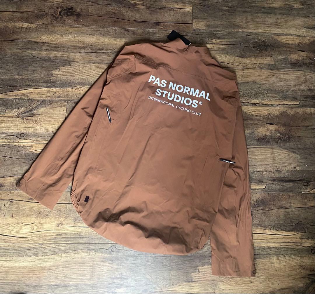 本知夢　新品　Women Essential Shield Jacket