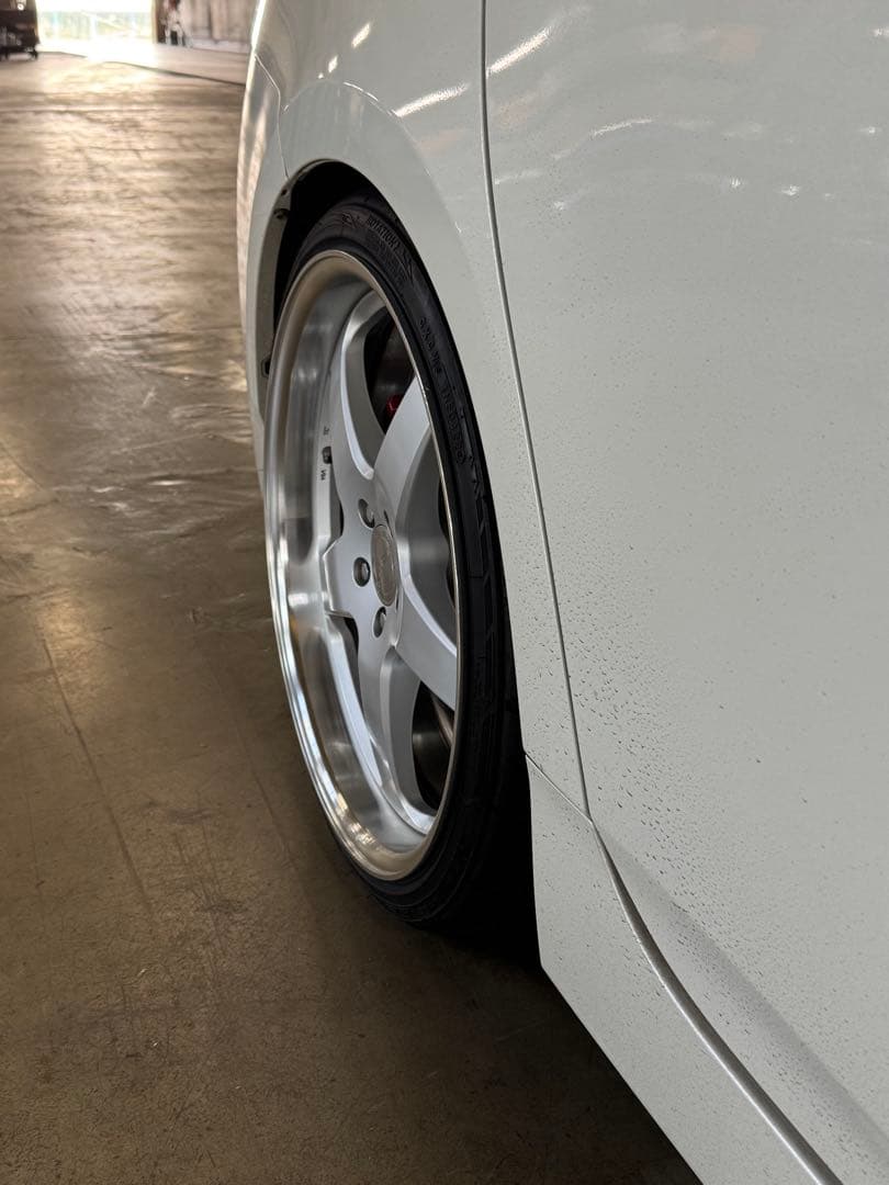 ワーク　グノーシス　19インチ　30系プリウス　215/35R19 ナット付き