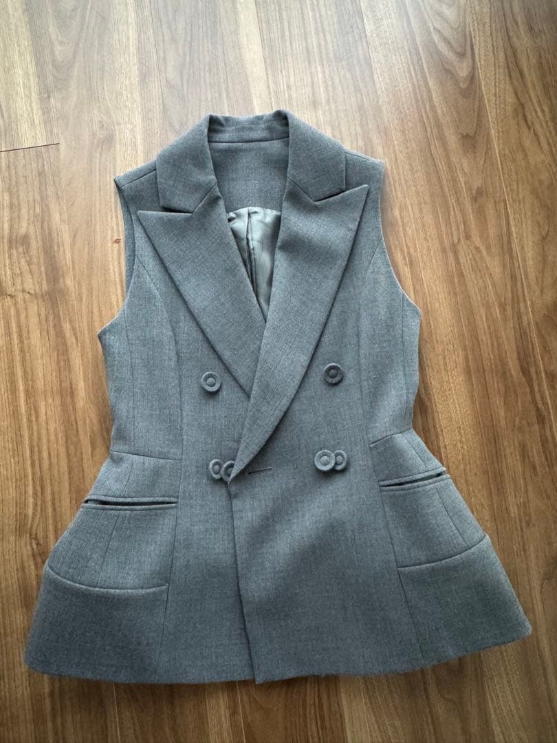 Cygne シーニュ スワンジレ グレー