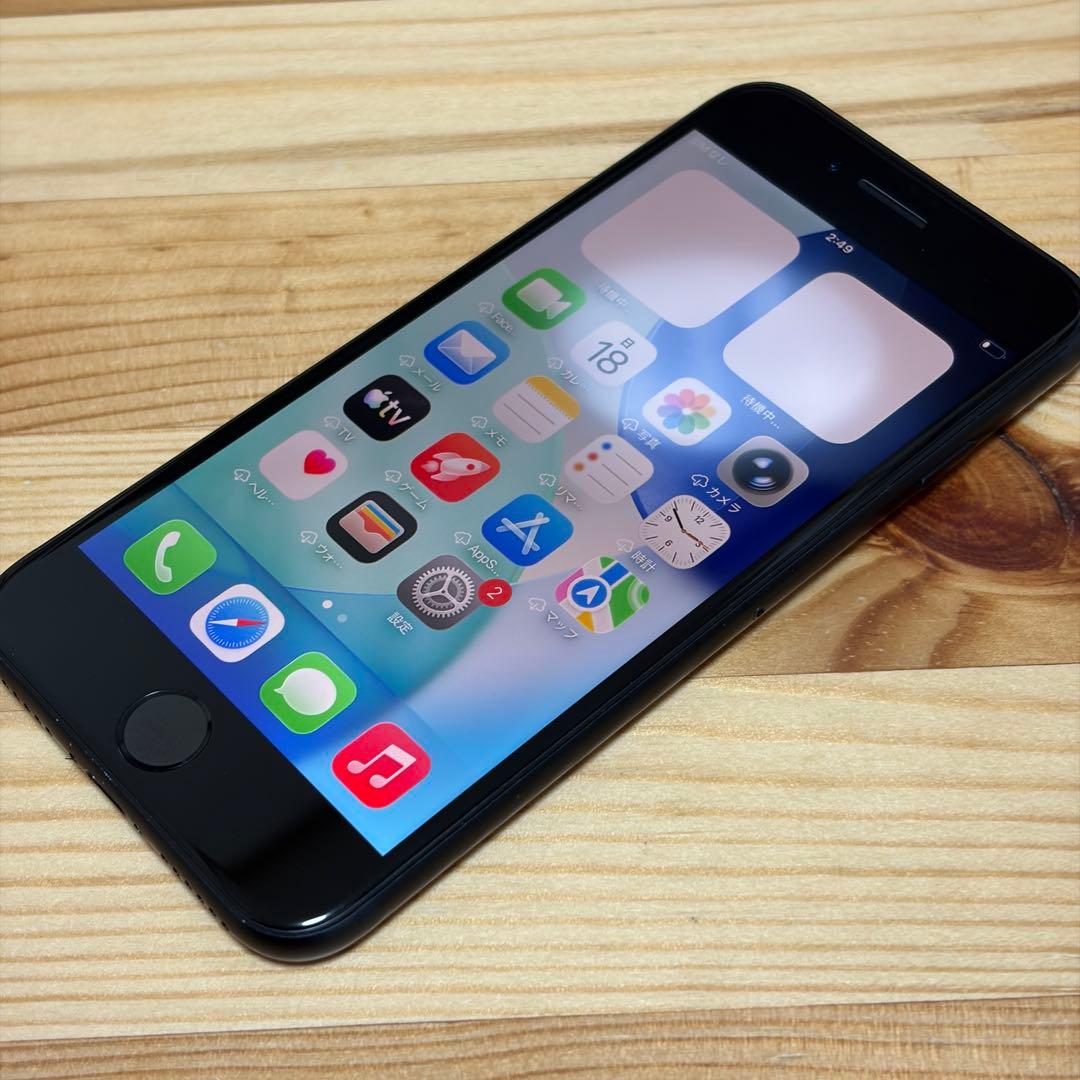 高*歌様 バッテリー新品　iPhoneSE第3世代64GB SIMフリー　美品