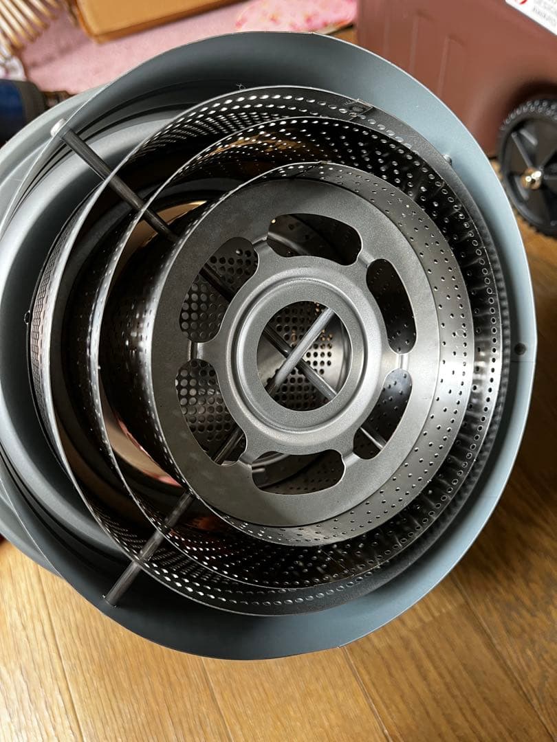 t*s様 トヨトミ KS-67H ストーブ　ブラック2019製