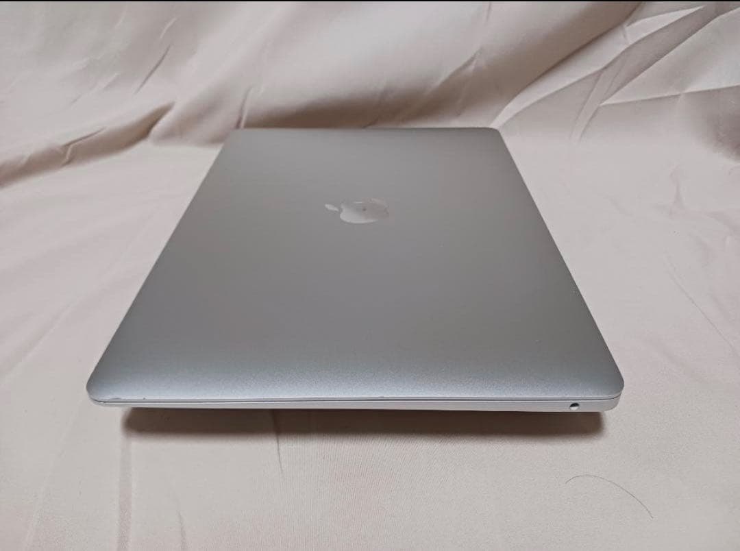MacBook Air（Retina, 13-inch, 2020)　A2179
