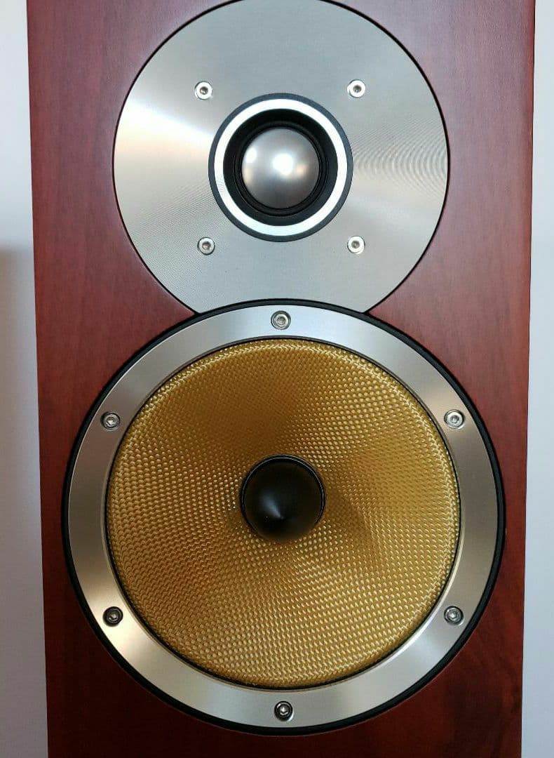 送料込　Bowers&Wilkins CM8