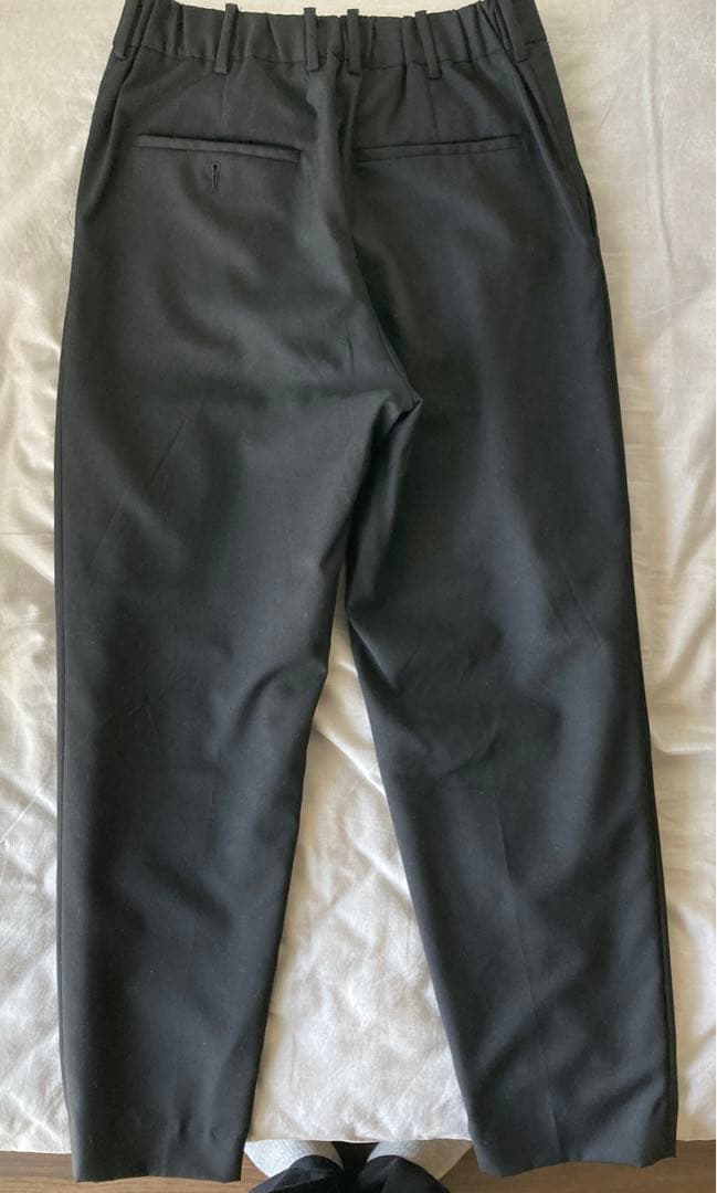 MARKAWARE オーガニックウールトロピカル ペグトップトラウザーズ