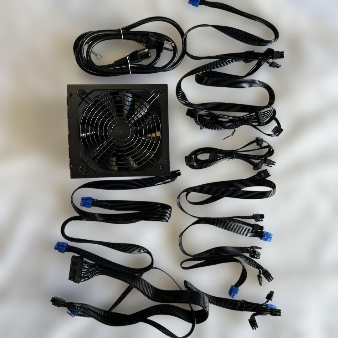 玄人志向　KRPW-GR1000W/90+ 電源ユニット