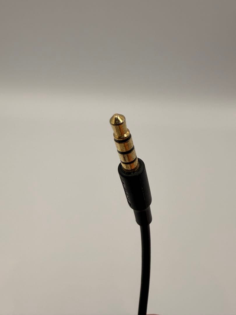 【動作確認済】SHURE SE215 高遮音性イヤホン ホワイト 有線B