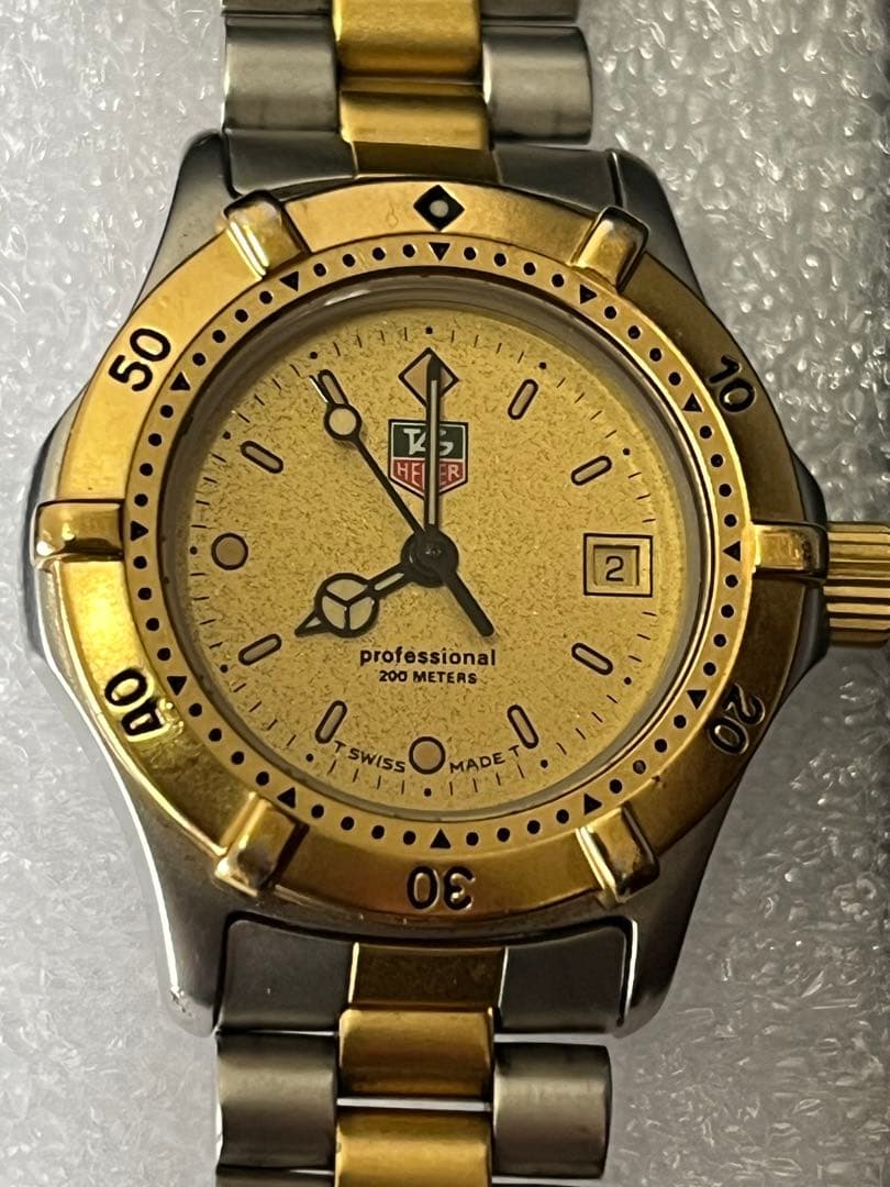 タグ・ホイヤー プロフェッショナル