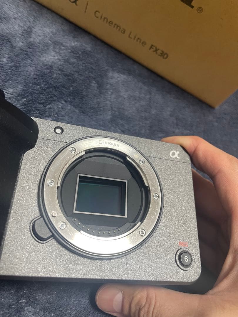 SONY Cinema Line FX30 本体　リグ&E16-50レンズ付き