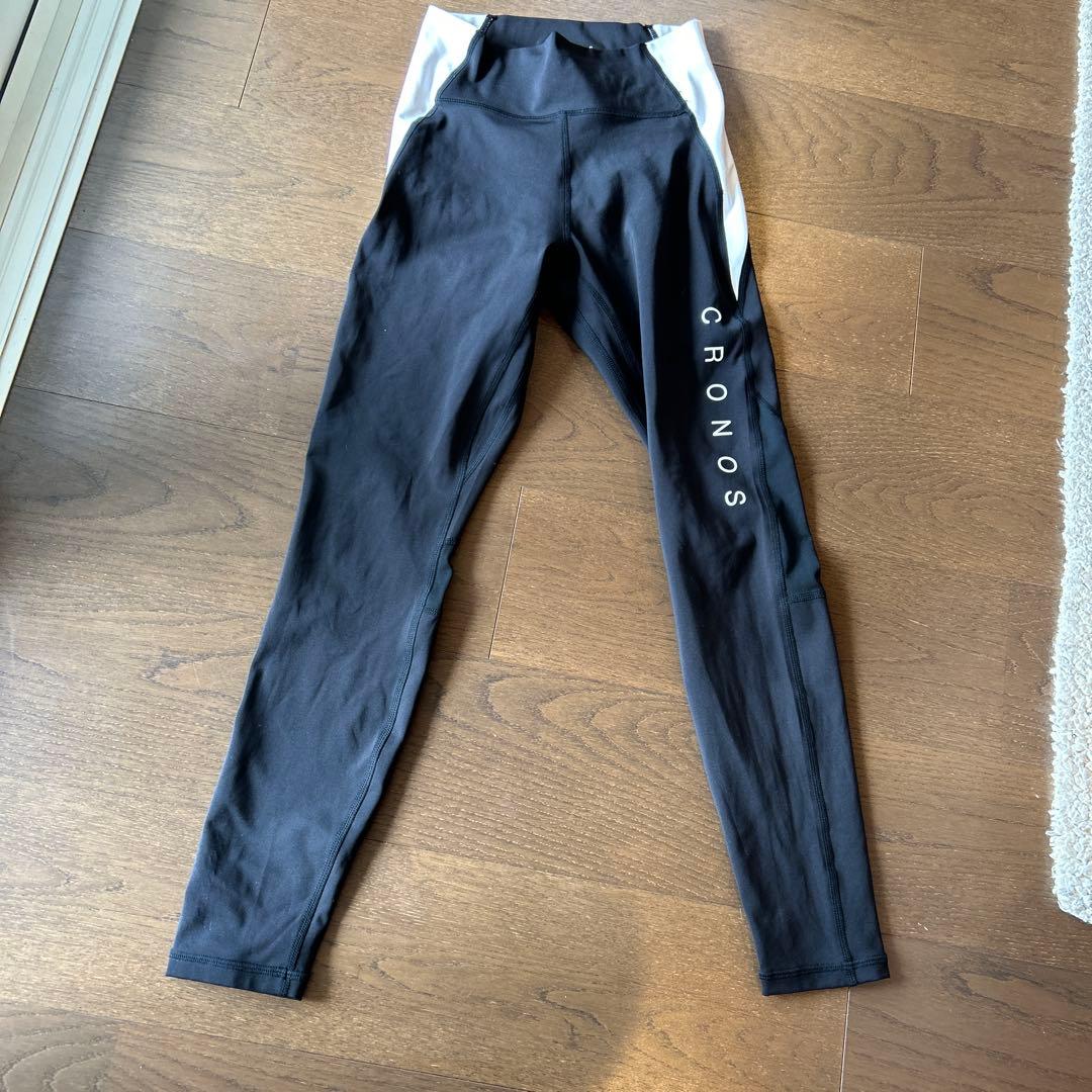 25/7購入完売品CRONOS ブラック/ホワイト レギンス