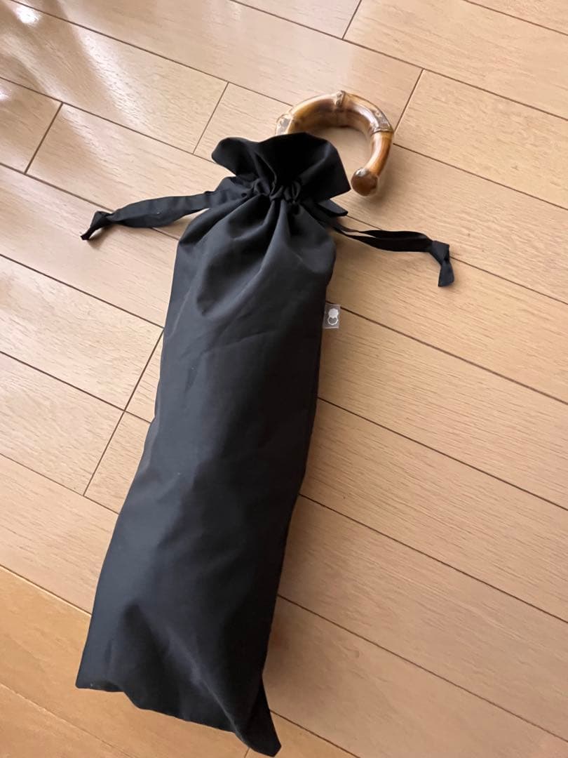 SUN BARRIER 100 フリル付き日傘 ブラック