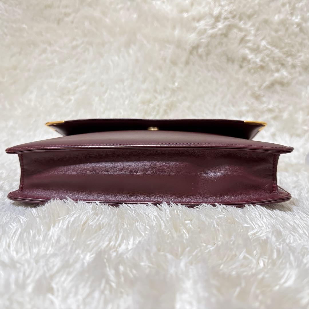 カルティエ　マストライン　クラッチバッグ　ボルドー　ロゴ金具