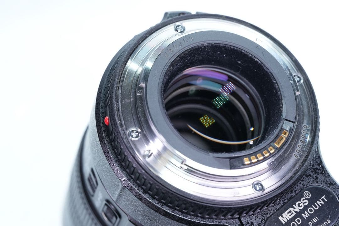 Canon EF 100mm f/2.8L IS USMマクロレンズ　三脚座付き