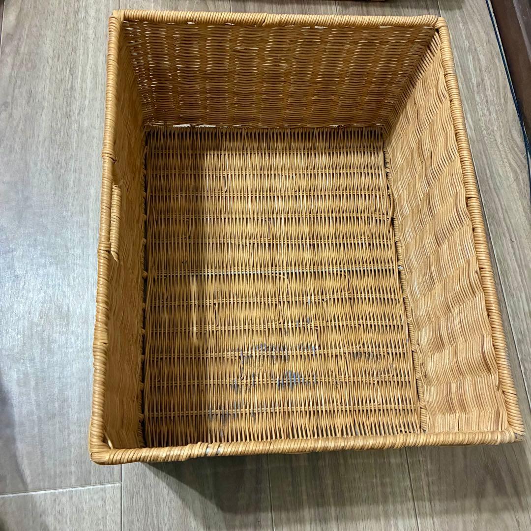 ラタン 仕切り付き　4段収納ボックス キャスター付き