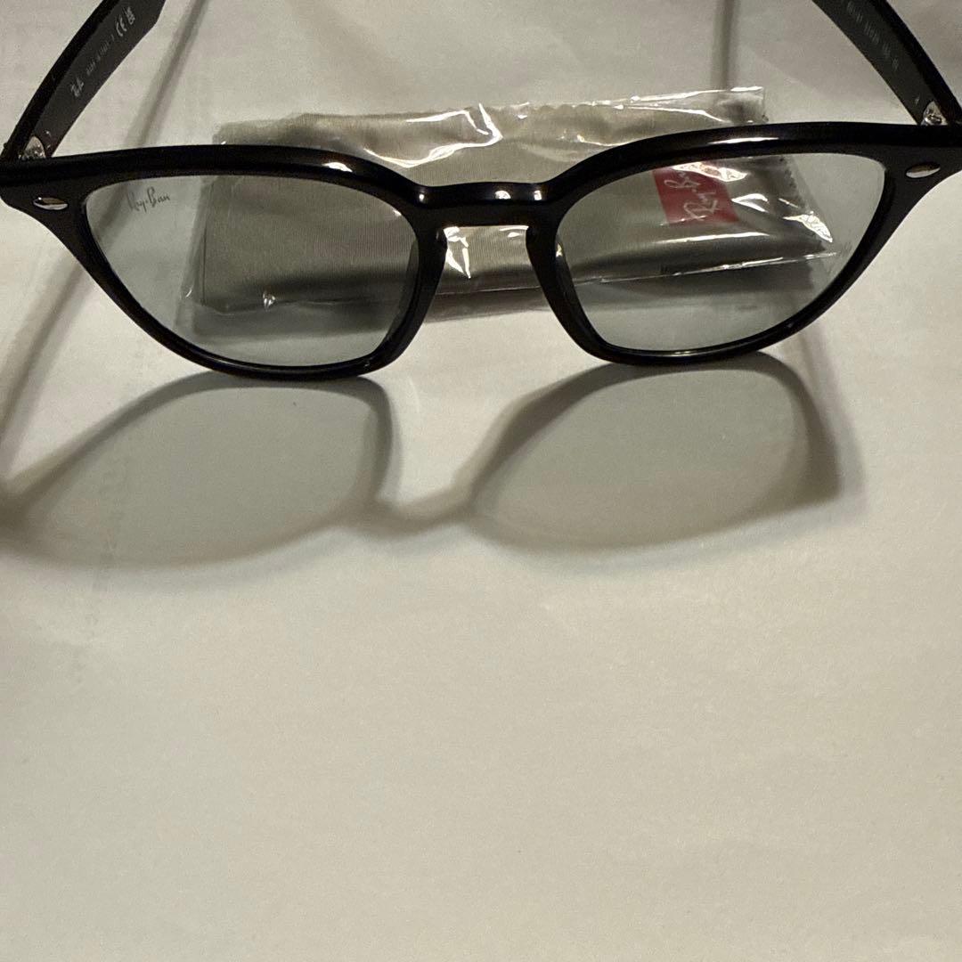 RayBanレイバンRB4258F 601/87