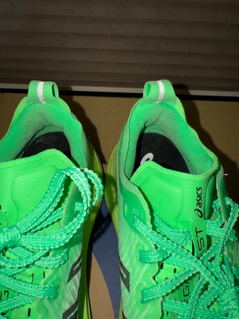 即完モデル　アシックス ASICS メガブラスト MEGABLAST