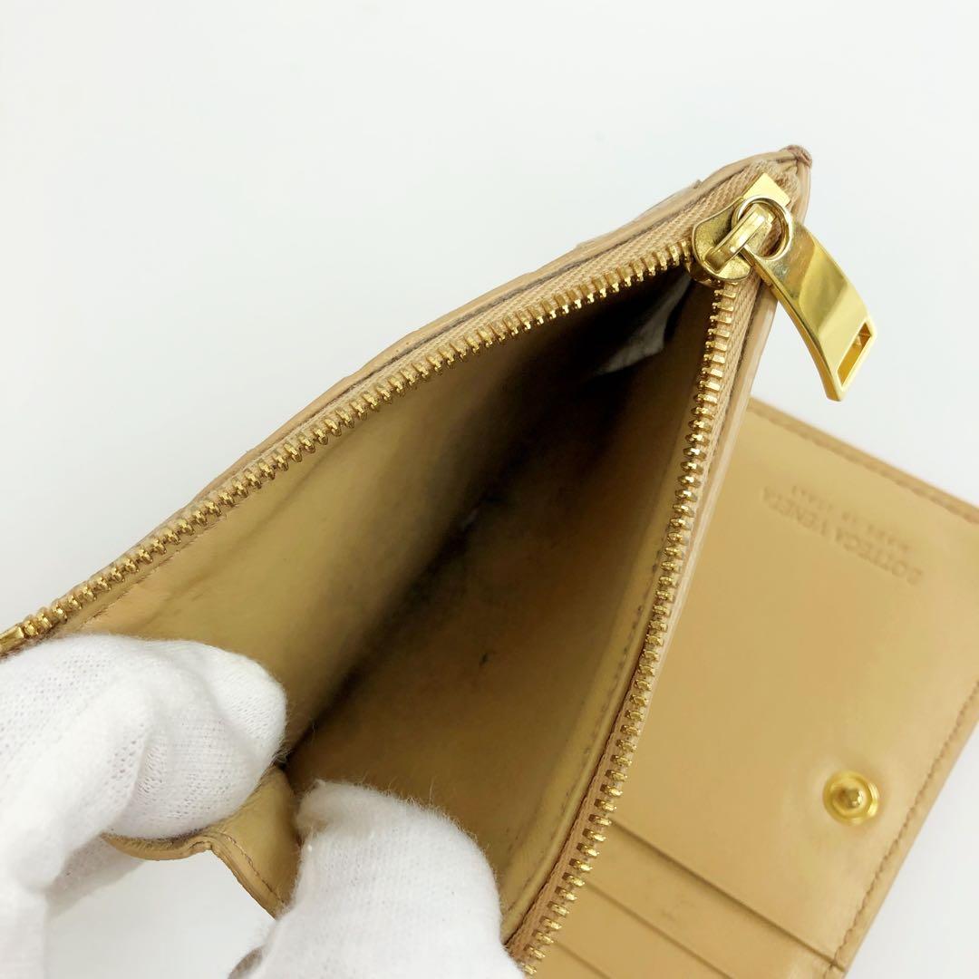 ボッテガ　ヴェネタ　二つ折りファスナー　ウォレット