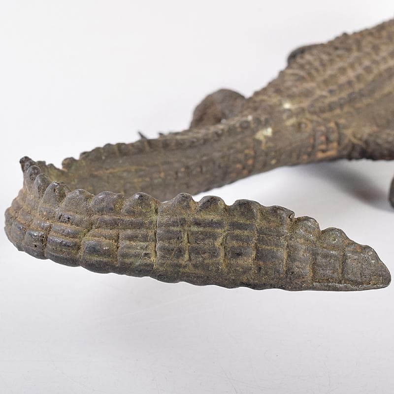 ヤマ 　時代金工　古銅　鰐　ワニ　置物　約845g　V　R7680