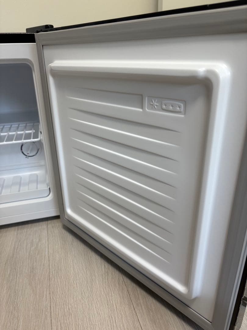 本日限定お値引き‼️MAXZEN 前開き冷凍庫 31L 2023年製 JR031