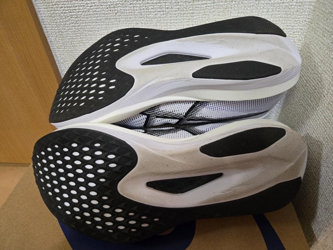 【中古】asics マジックスピード5 26.0cm 【ほぼ未使用】