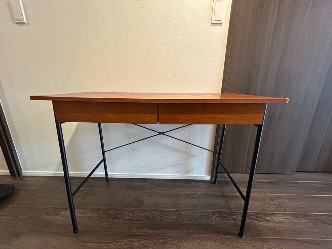 niko and... テーブル