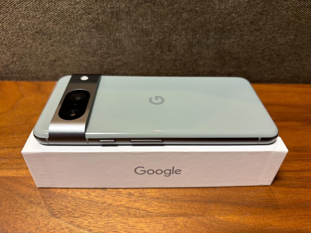 Google Pixel 8 128GB ヘーゼル 付属品未使用 おまけ付 美品