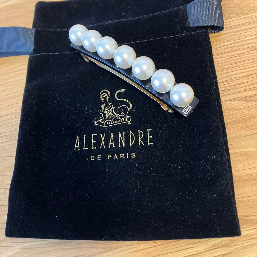 ALEXANDRE DE PARIS パール　ブラック　　バレッタ