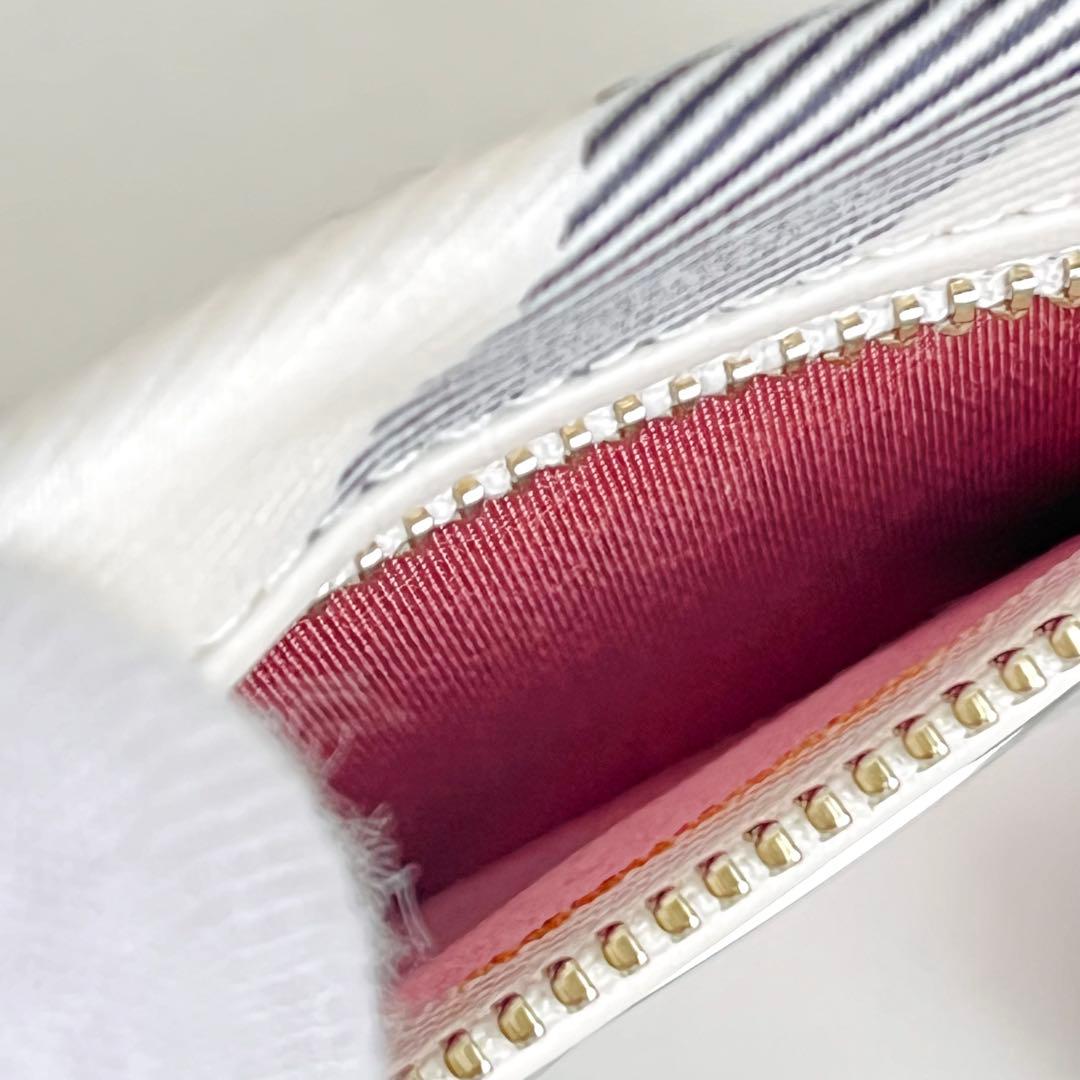 新品✨ バーバリーブルーレーベル チェーンウォレット チェック ホースロゴ