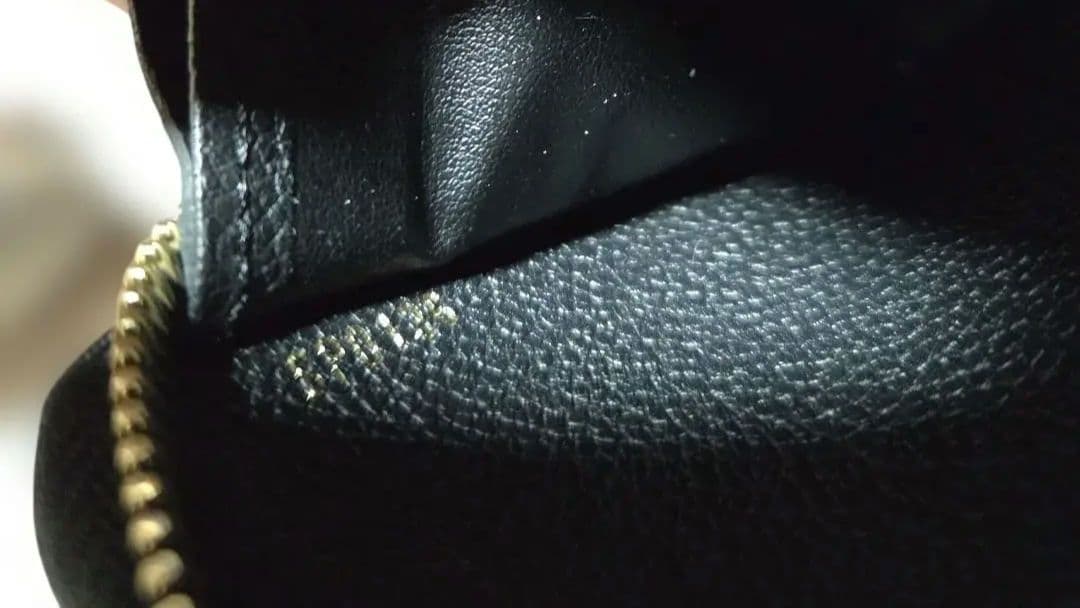 Louis Vuitton アンプラントジッピーウォレット★ブラック長財布