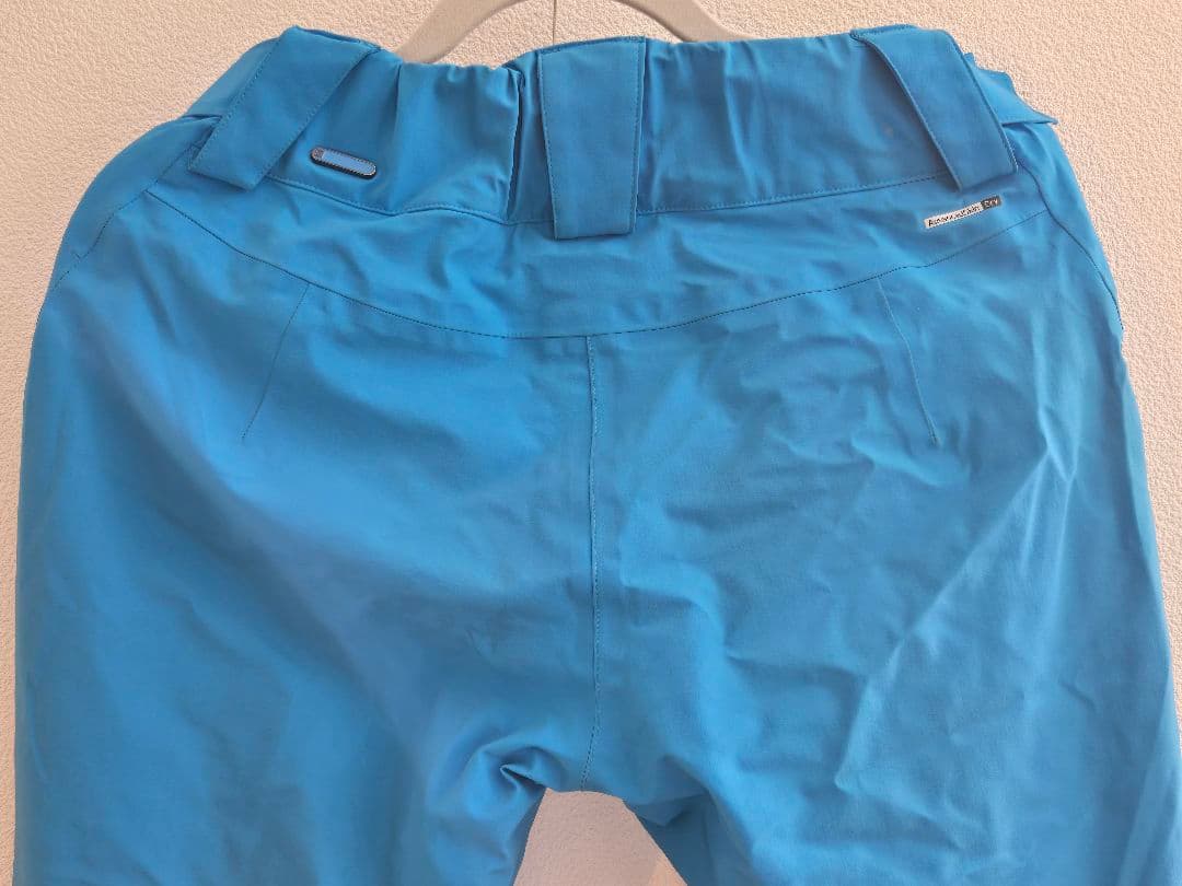 Salomon サロモン スキーウェア Mサイズ 上下セット