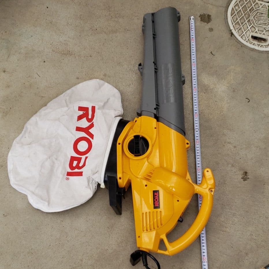 RYOBIのブロワバキューム