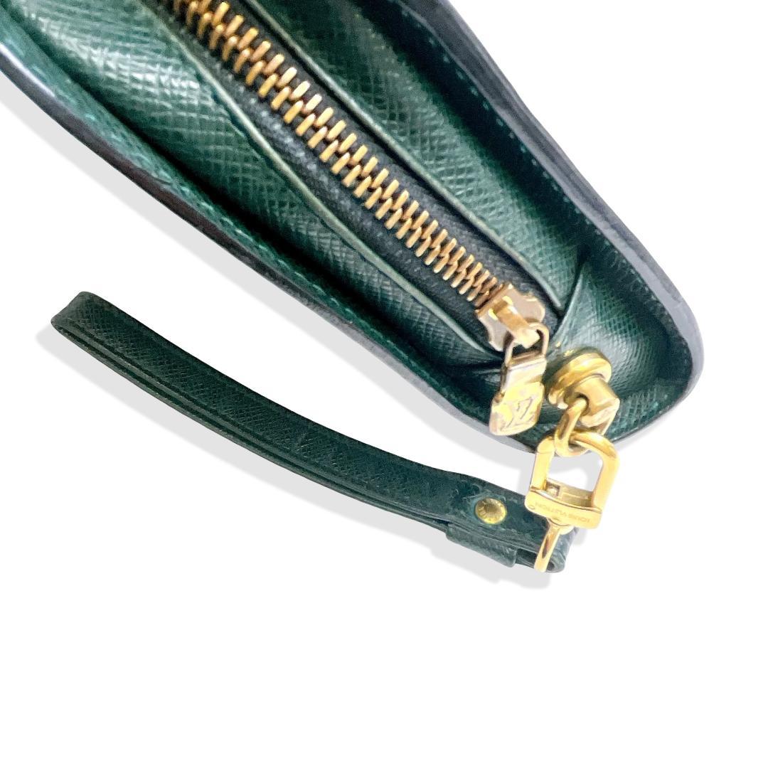 ルイヴィトン LV　タイガ バイカル M30184 クラッチバッグ エピセア