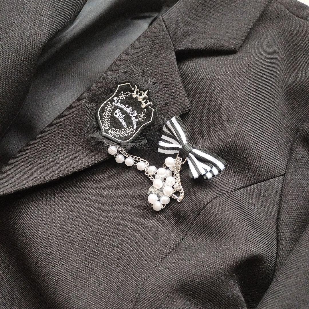 ヒロミチナカノ卒服女の子パンツスーツ　ブラック　ボウタイ　リボン　ブローチセット