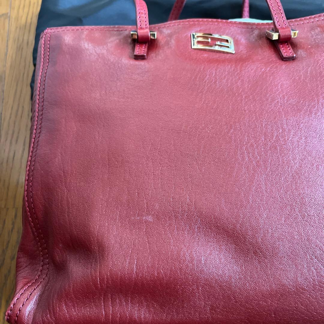 Fendi レザー ハンドバッグ 赤