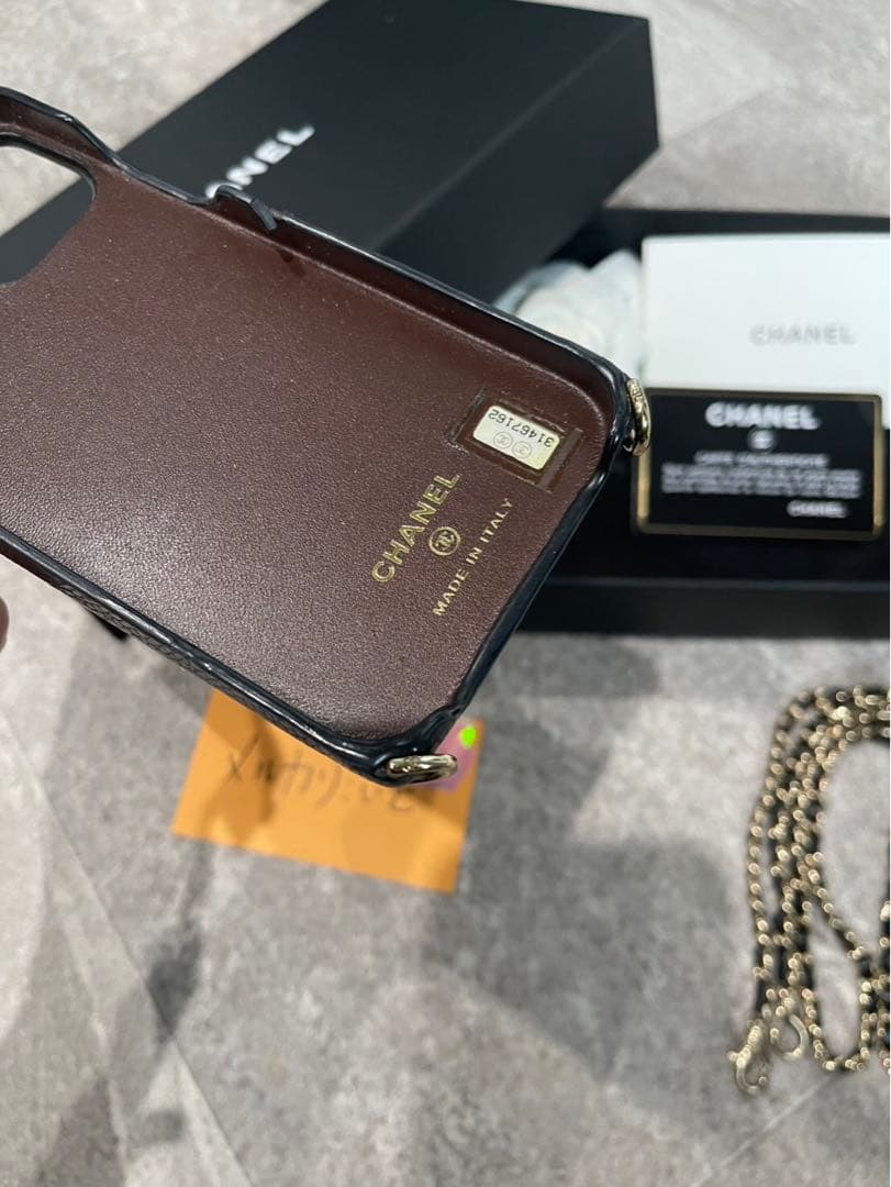 シャネル iPhone 12 ケース ブラック 確実正規品