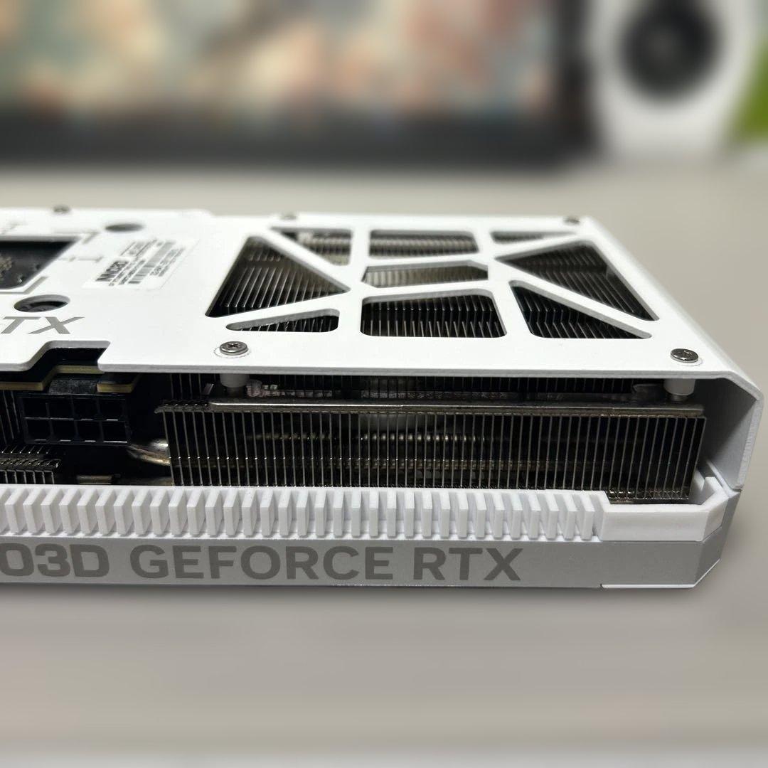 INNO3D GeForce RTX4060ti 8GB ホワイト