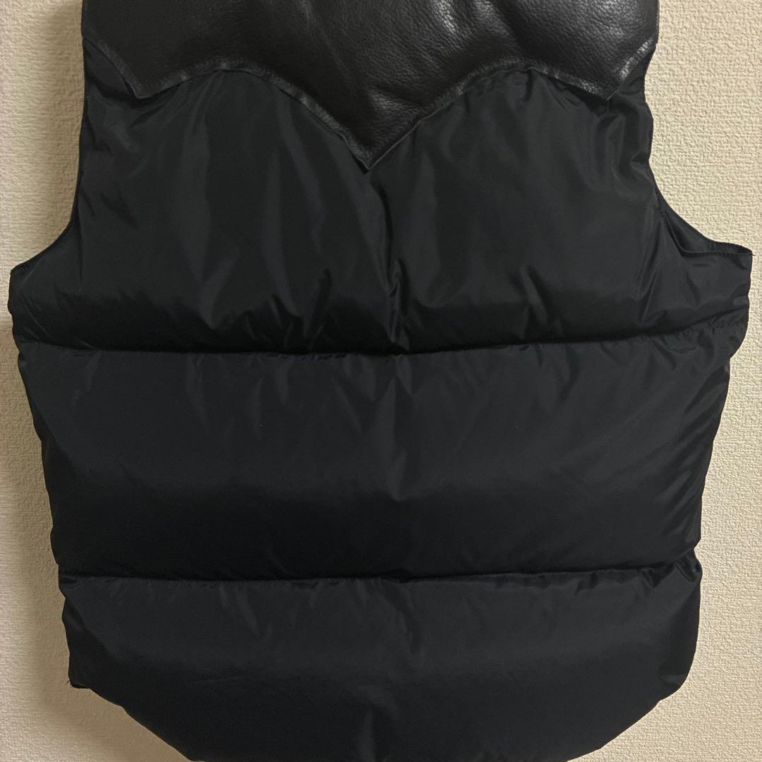 ロッキーマウンテンフェザーベッド ビームス ダウンベスト ブラック 40