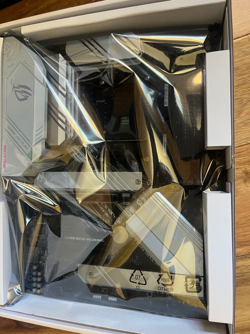 ASUS B550 マザーボード