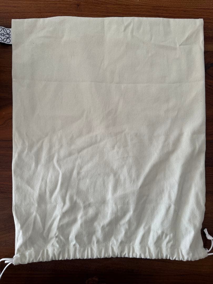 LOEWE フォントトート スモール