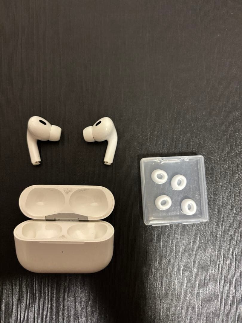 AirPods Pro 第2世代 MQD83J/A 新品イヤーピース付き