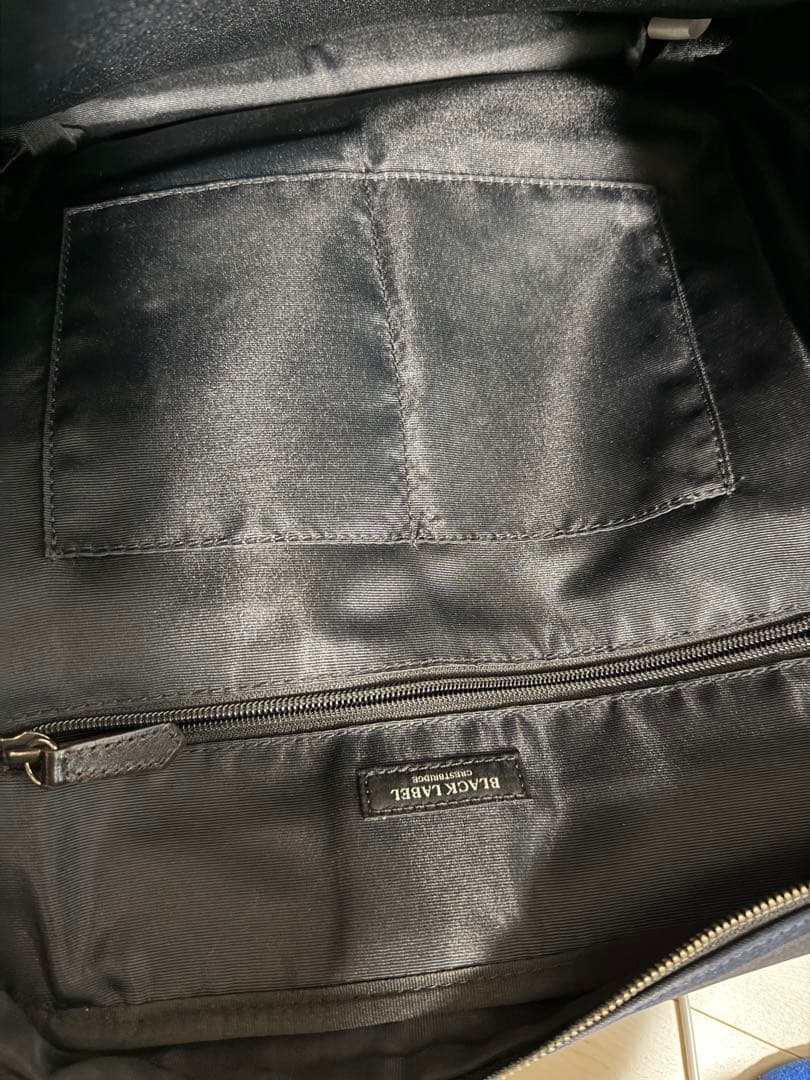 パニッキュ様ブラックレーベル　クレストブリッジ　スリムビジネスバッグパック