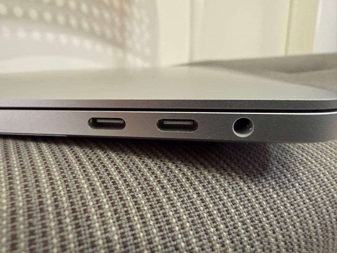 「極美品」Apple MacBook Pro 13インチ 1TB A2251