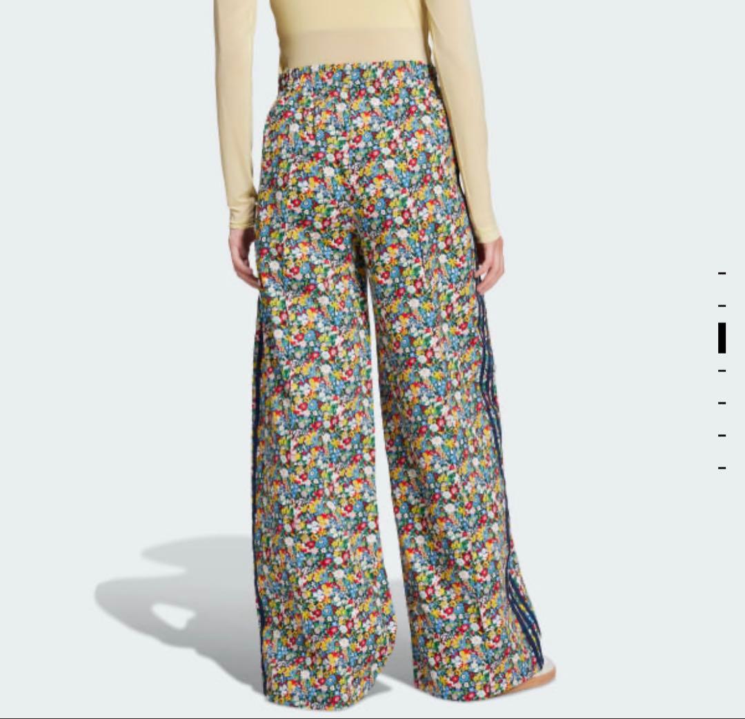 完売品　新品adidas リバティロンドン ワイドレッグ トラックパンツ　M