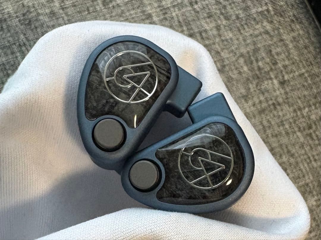 64AUDIO U4s ＋M12モジュール(eイヤ延長保証付)