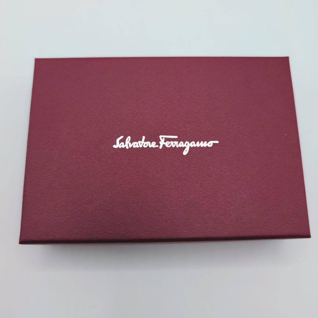 未使用級✨️サルヴァトーレ フェラガモ 名刺入 ダブルガンチーニ レザー