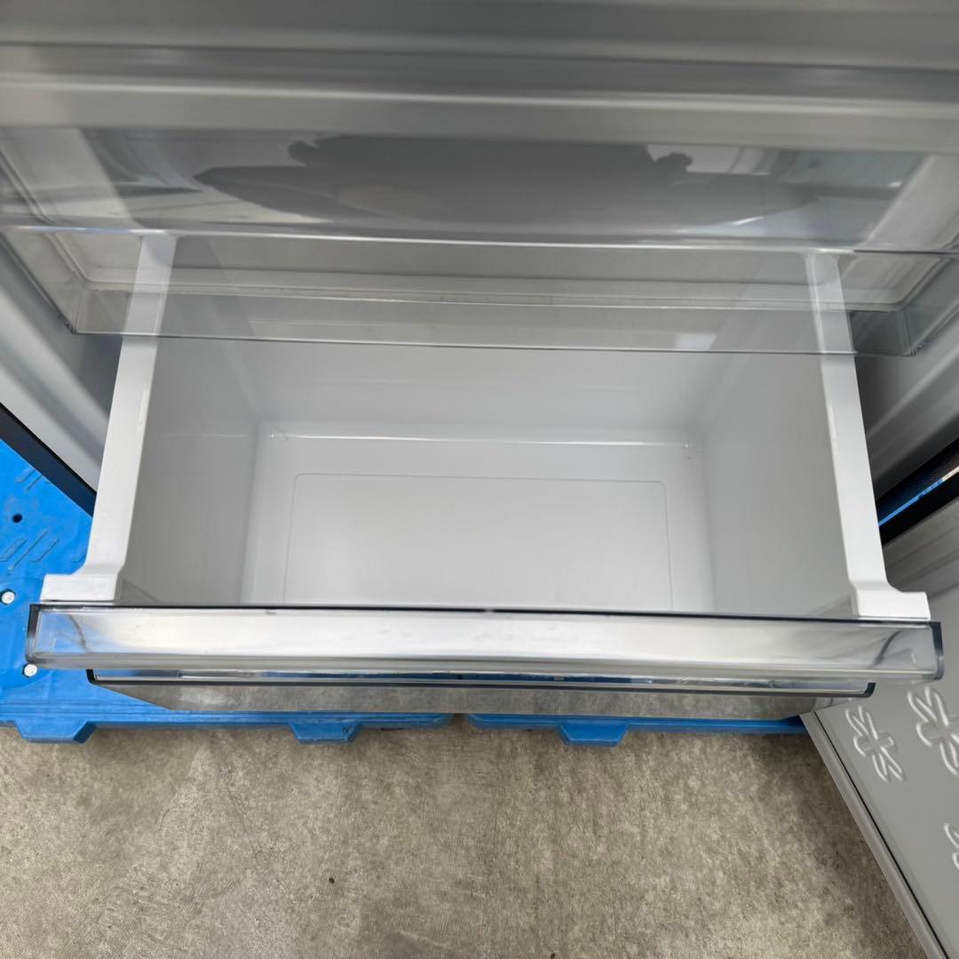 237⭐️2023年製★ハイアール　冷蔵庫　大型　173L 一人暮らし