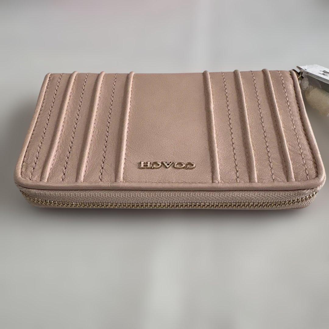 新品　未使用品　COACH コーチ　ウォレット　長財布 ピンク　箱付き
