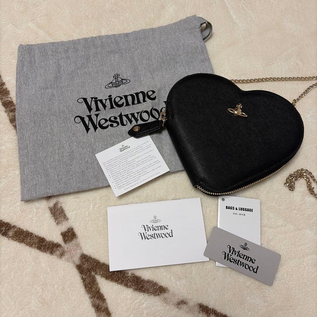 J*i様 Vivienne Westwood ハート型ショルダーバッグ