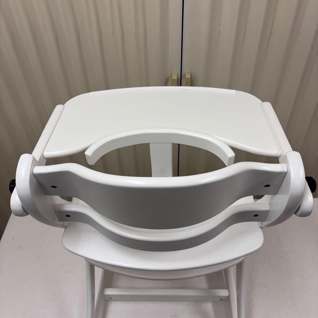 除菌清掃済☆美品☆　大和屋　すくすくチェアイーエヌ　テ―ブル＆ガード付　ホワイト