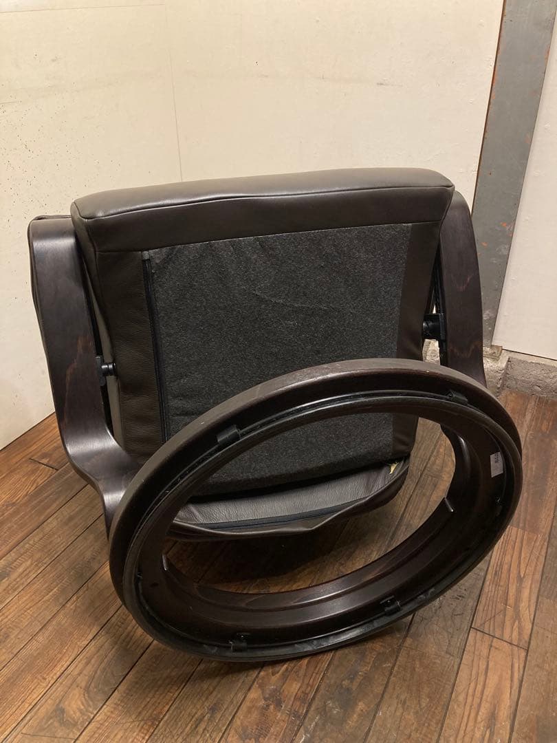 ドイツ himolla ヒモラ社製 本革リクライニングチェア&オットマンセット